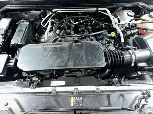 Used 2023 Chevrolet Colorado W/T RWD image 12