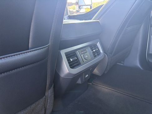 New 2026 Ford F250 Lariat w/ Chrome Package AWD/4WD image 17