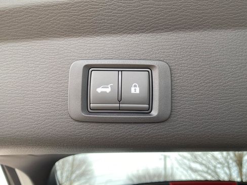 New 2026 Mitsubishi Outlander SEL image 10