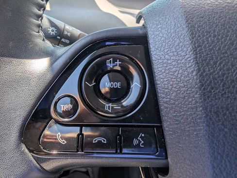 Used 2021 Toyota Prius Prime XLE FWD image 25