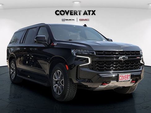 Used 2024 Chevrolet Suburban Z71 w/ Z71 Off-Road Package AWD/4WD image 6