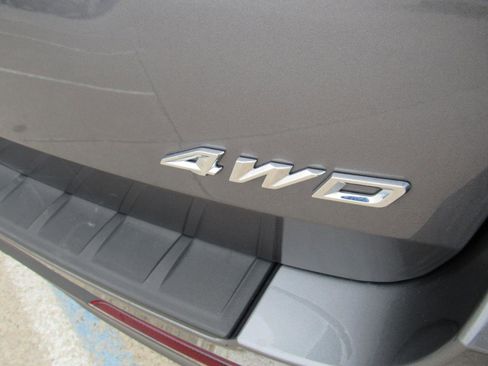 Used 2023 Ford Explorer XLT w/ Equipment Group 202A image 38