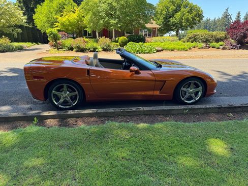 Used 2008 Chevrolet Corvette Convertible RWD image 12