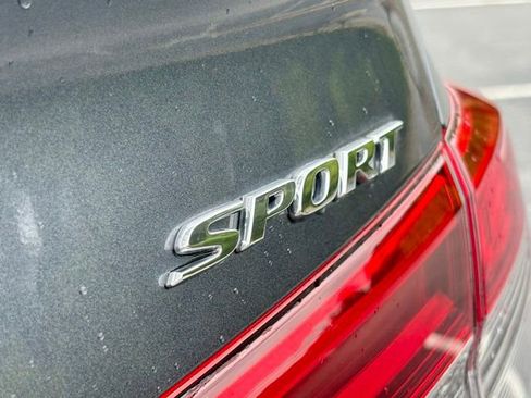 Used 2024 Honda Civic Sport image 16