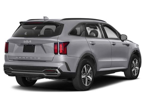 Used 2022 Kia Sorento S FWD image 2