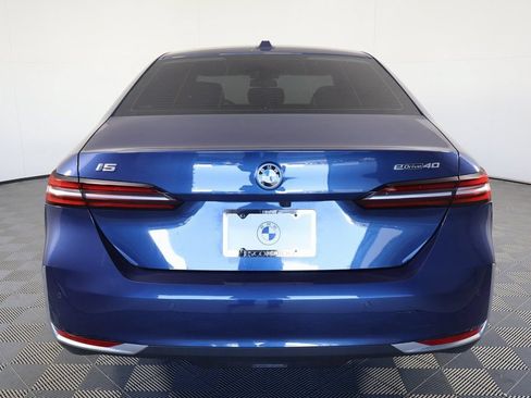 Used 2024 BMW i5 eDrive40i w/ Premium Package RWD image 5