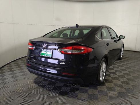 Used 2020 Ford Fusion SE FWD image 7