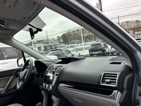 Used 2018 Subaru Forester 2.5i Limited w/ Popular Package #3B image 24