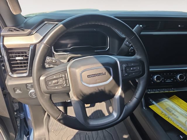 Used 2024 GMC Sierra 3500 Denali w/ Denali Reserve Package AWD/4WD image 12