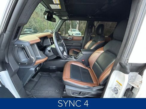 Used 2024 Ford Bronco Outer Banks w/ Sasquatch Package image 29