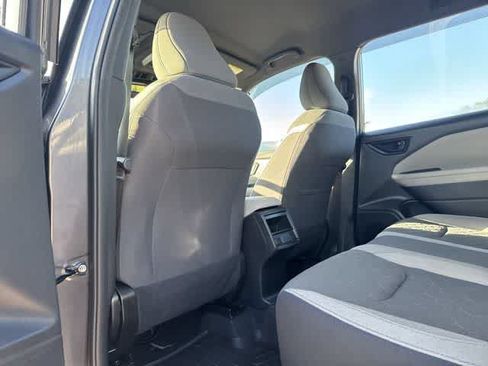 Used 2025 Subaru Forester AWD/4WD image 17