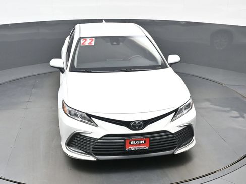 Used 2022 Toyota Camry LE FWD image 33