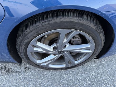 Used 2022 Audi e-tron GT Prestige image 28