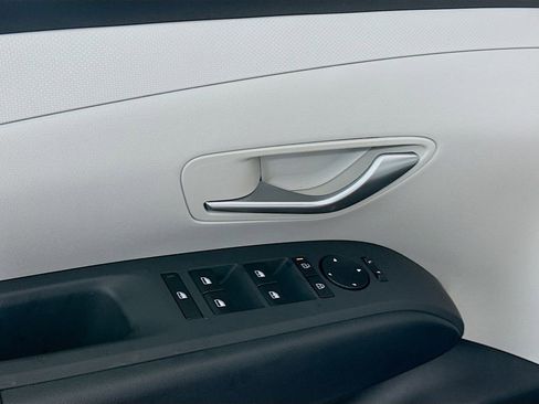 New 2026 Hyundai Tucson SEL image 18