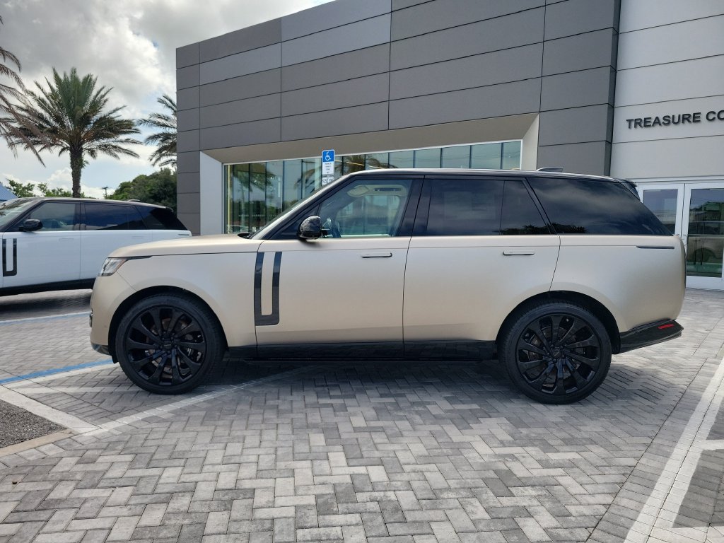 New 2026 Land Rover Range Rover Autobiography AWD/4WD image 2