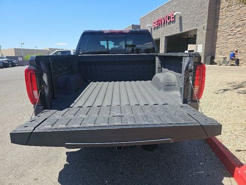 Used 2023 GMC Sierra 1500 Denali w/ Technology Package AWD/4WD image 24