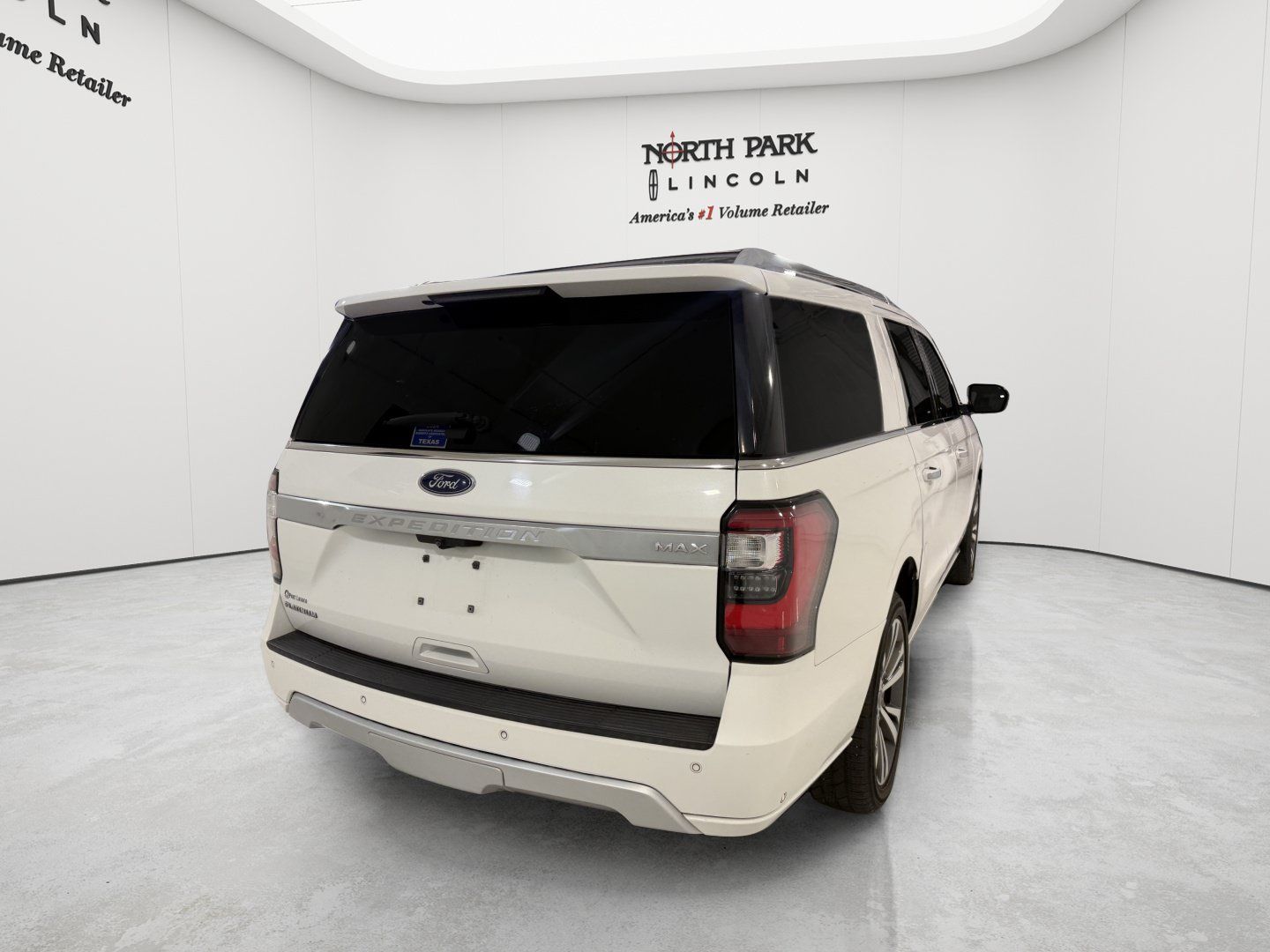 Used 2020 Ford Expedition Max Platinum RWD image 5