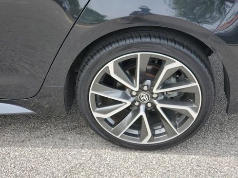Used 2022 Toyota Corolla XSE FWD image 9