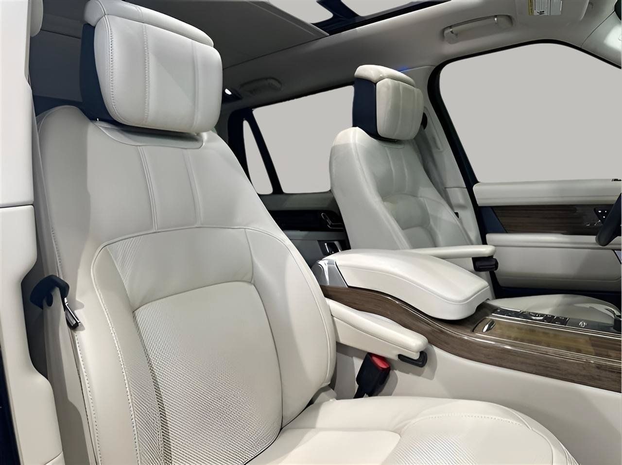 Used 2019 Land Rover Range Rover Long Wheelbase Supercharged AWD/4WD image 25