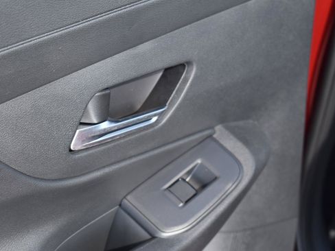Used 2026 Nissan Sentra SV w/ Floor Mat Package FWD image 40