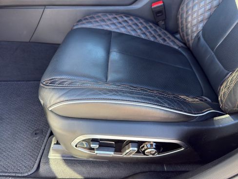 Used 2025 Jeep Grand Cherokee Summit image 12