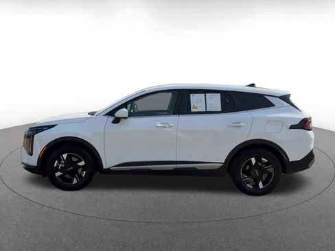 Used 2026 Kia Sportage LX FWD image 9