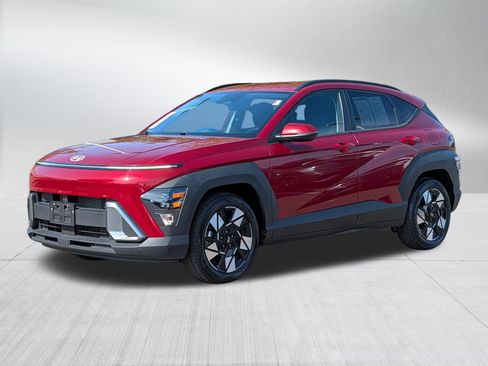 Used 2024 Hyundai Kona SEL FWD image 3