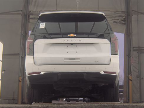 Used 2025 Chevrolet Tahoe LT image 7