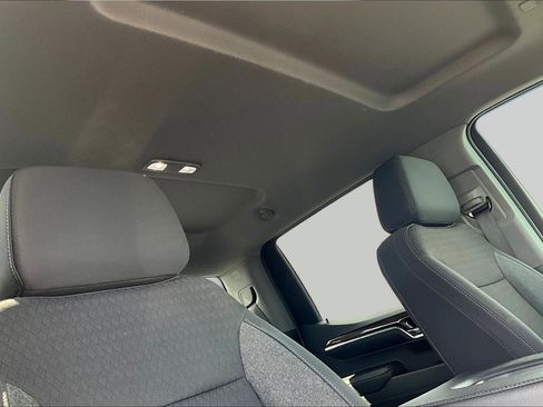 Used 2024 Chevrolet Silverado 1500 LT image 27