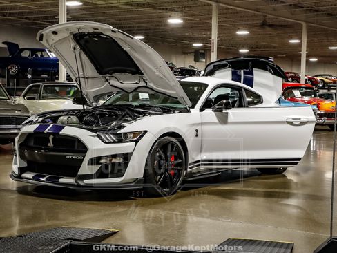 Used 2020 Ford Mustang Shelby GT500 w/ Technology Package RWD image 68
