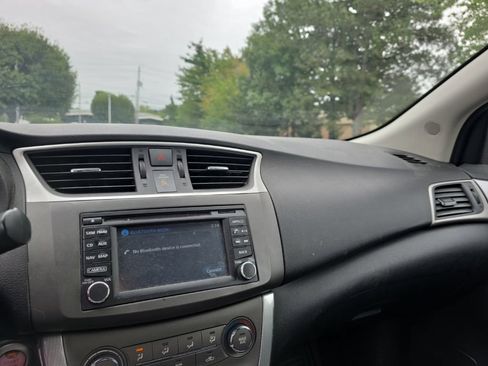 Used 2014 Nissan Sentra SR w/ SR Driver Package FWD image 20