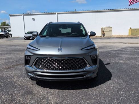 Used 2026 Buick Encore GX Avenir w/ Avenir Technology Package FWD image 9