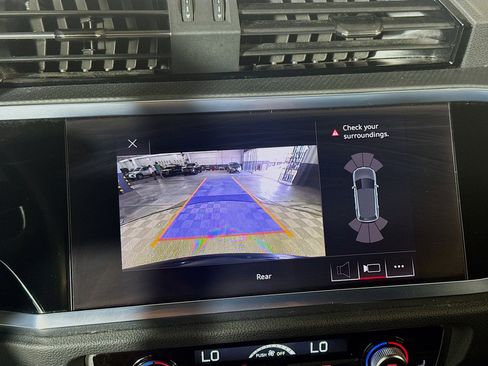 Used 2021 Audi Q3 2.0T Premium w/ Convenience Package image 19