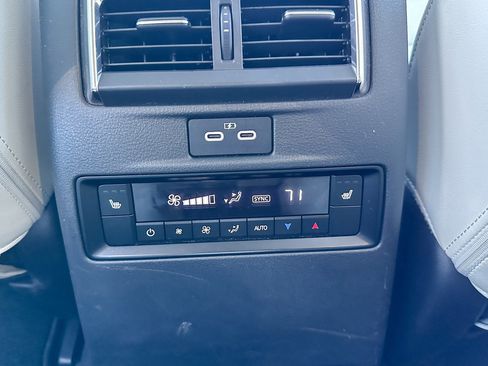 Certified 2024 MAZDA CX-90 Plug-In Hybrid w/ Premium Plus image 26