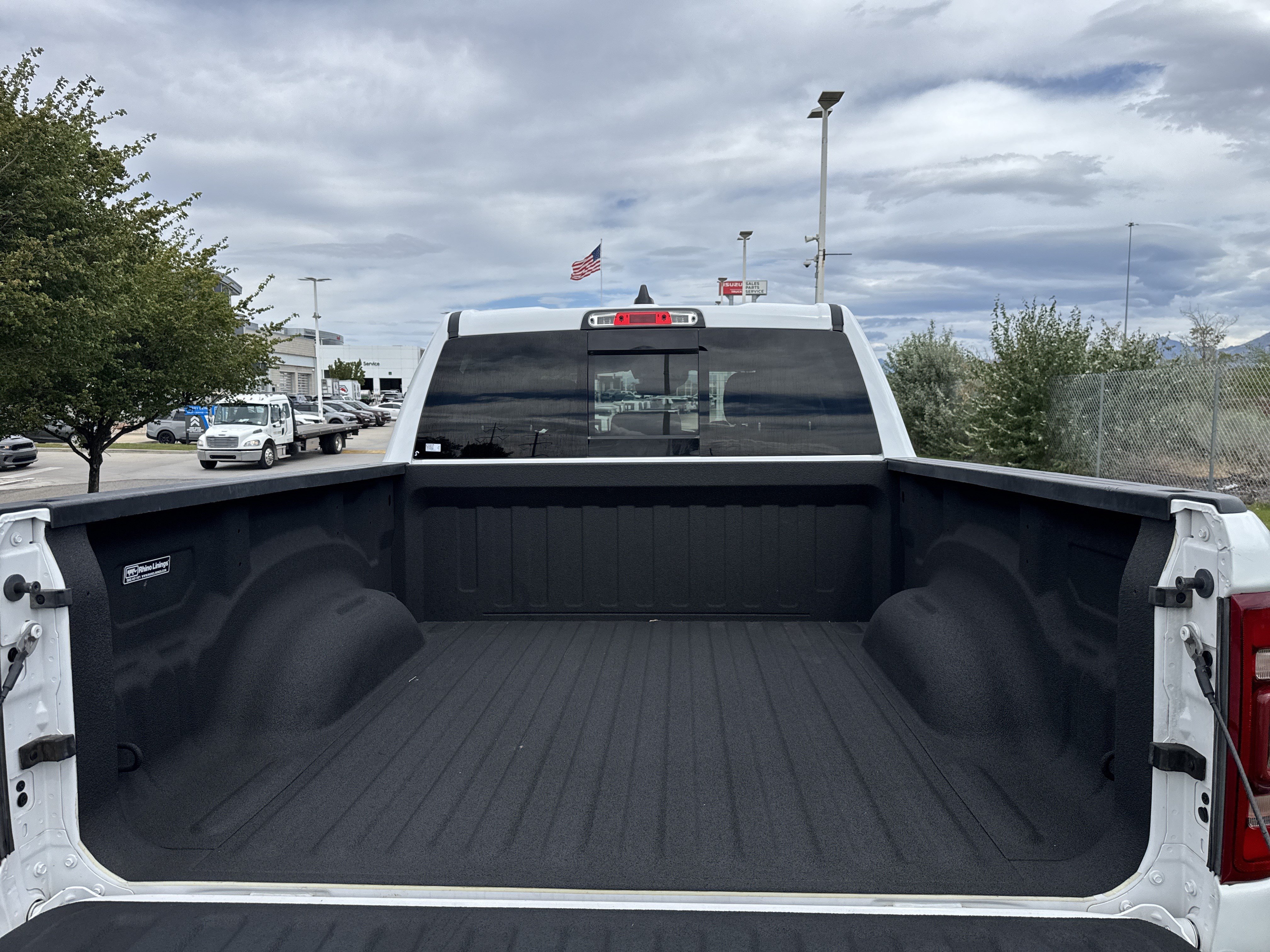 Used 2022 RAM 1500 Laramie AWD/4WD image 32