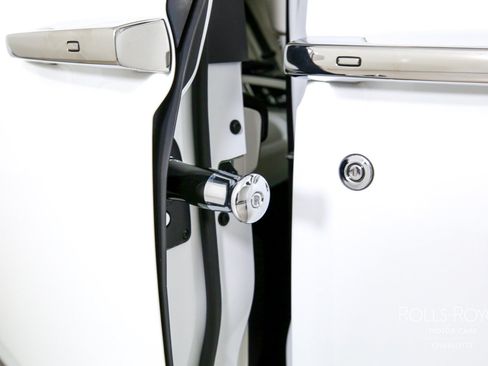 Certified 2024 Rolls-Royce Phantom Sedan RWD image 33