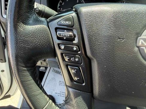 Used 2022 Nissan Frontier SV AWD/4WD image 29