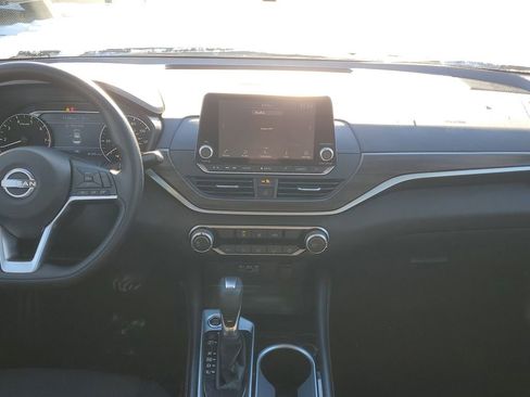 Used 2023 Nissan Altima 2.5 SV image 24