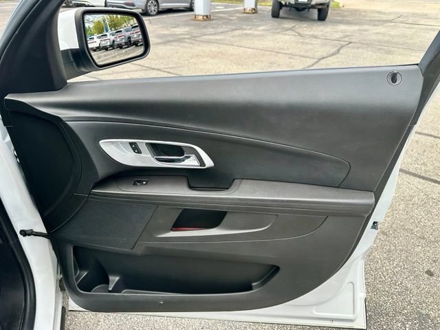 Used 2017 Chevrolet Equinox LT w/ Convenience Package FWD image 21