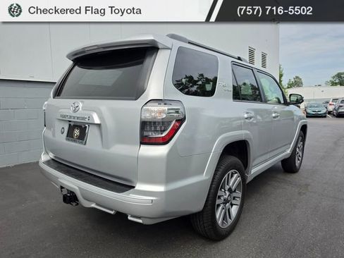 Used 2022 Toyota 4Runner TRD Sport w/ Technology Package AWD/4WD image 7