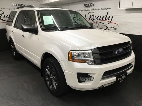 Used 2017 Ford Expedition Limited w/ Equipment Group 301A AWD/4WD image 2