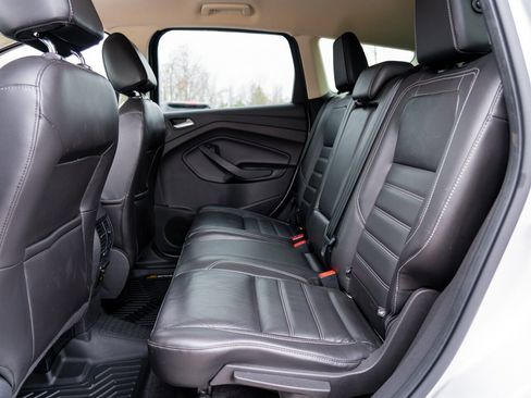 Used 2017 Ford Escape Titanium AWD/4WD image 23