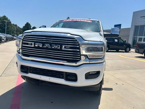 Used 2023 RAM 2500 Laramie AWD/4WD image 3