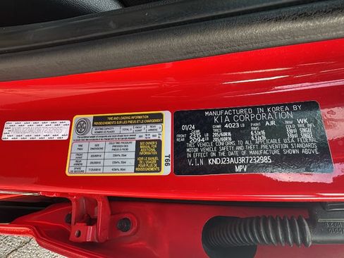 Used 2024 Kia Soul LX w/ Option Group 015 FWD image 30