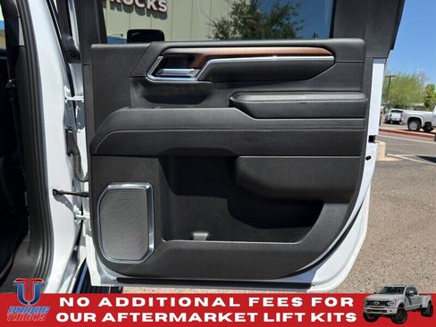 Used 2024 GMC Sierra 3500 Denali w/ Denali Reserve Package AWD/4WD image 26