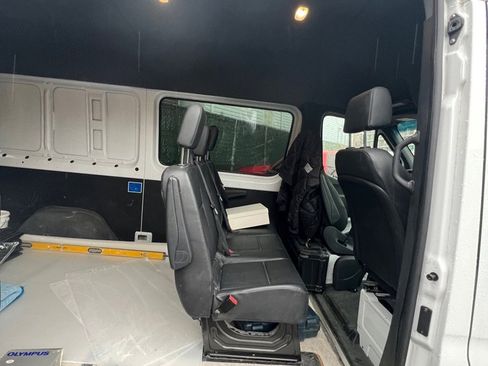 Used 2020 Mercedes-Benz Sprinter 2500 image 4