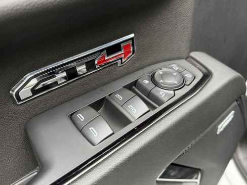 Used 2024 GMC Sierra 1500 AT4 w/ AT4 Premium Package AWD/4WD image 13