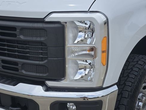 Used 2023 Ford F250 XL w/ XL Off-Road Package AWD/4WD image 10