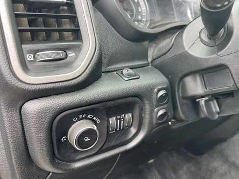 Used 2020 RAM 2500 Tradesman RWD image 9