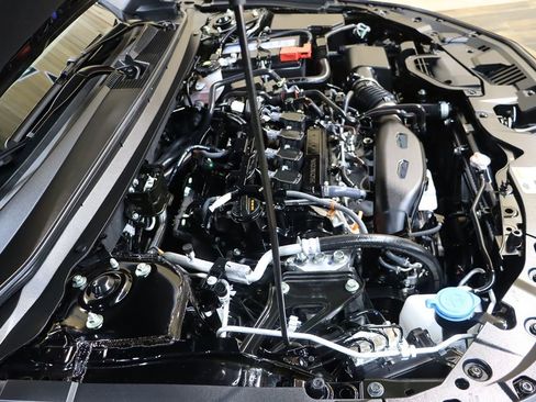 Used 2025 Honda Accord SE image 54